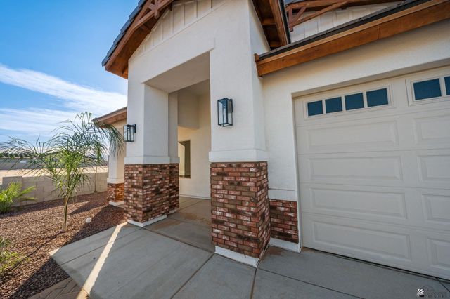 10857 E 45 St, Yuma, AZ 85367