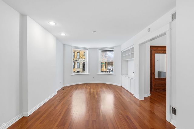 5401 S Maryland Avenue, Chicago, IL 60615
