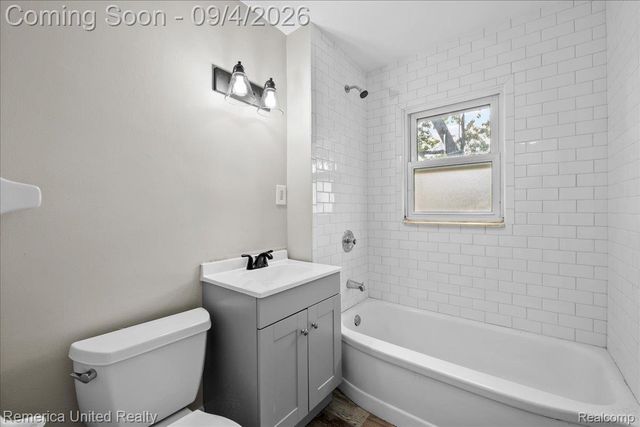28526 Brentwood Street, Southfield, MI 48076