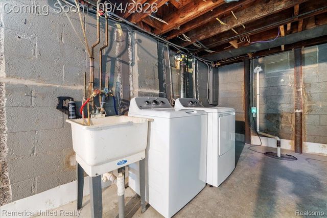 28526 Brentwood Street, Southfield, MI 48076