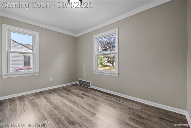 28526 Brentwood Street, Southfield, MI 48076