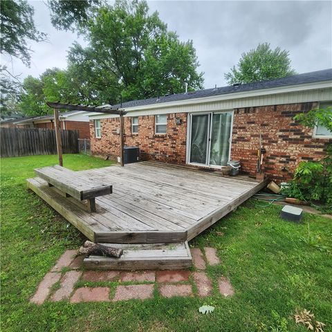 8106 Holly Avenue, Fort Smith, AR 72908