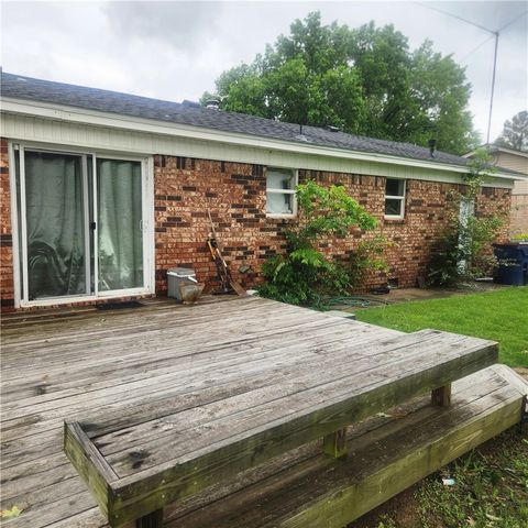 8106 Holly Avenue, Fort Smith, AR 72908