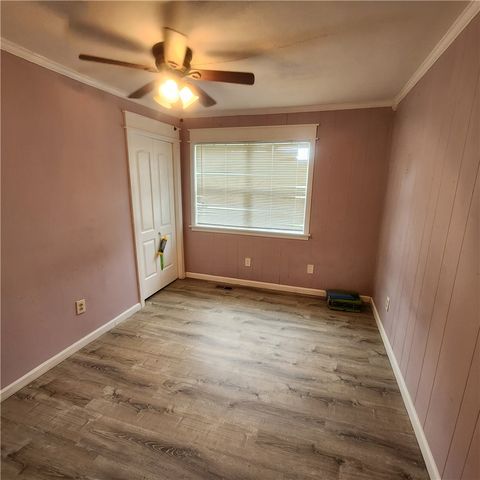 8106 Holly Avenue, Fort Smith, AR 72908