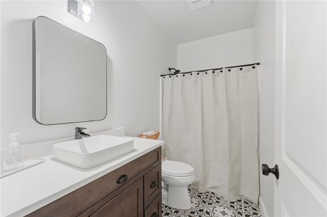 46 Somerset Circle, North Kingstown, RI 02852