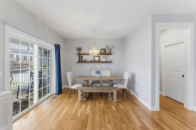 46 Somerset Circle, North Kingstown, RI 02852
