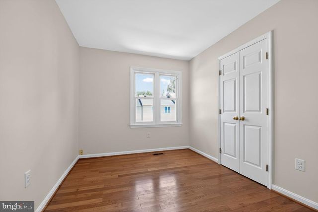 220 PENDER, Rockville, MD 20850
