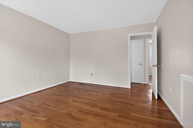 220 PENDER, Rockville, MD 20850