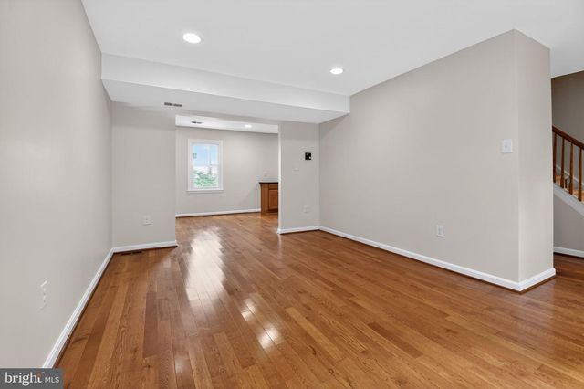 220 PENDER, Rockville, MD 20850