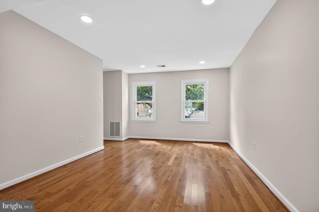 220 PENDER, Rockville, MD 20850