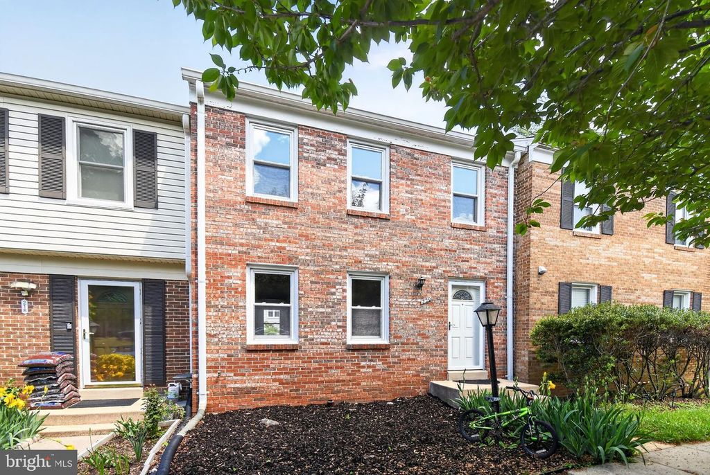 220 PENDER, Rockville, MD 20850