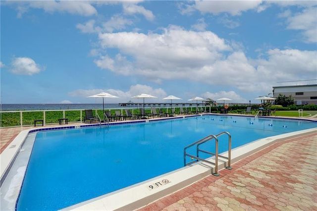 333 NE 21ST Avenue 318, Deerfield Beach, FL 33441