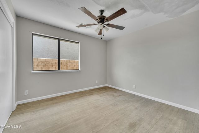 1270 W Avenue H4, Lancaster, CA 93534