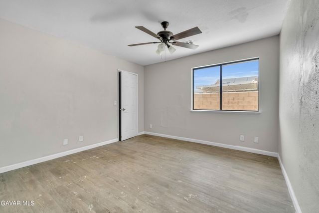 1270 W Avenue H4, Lancaster, CA 93534