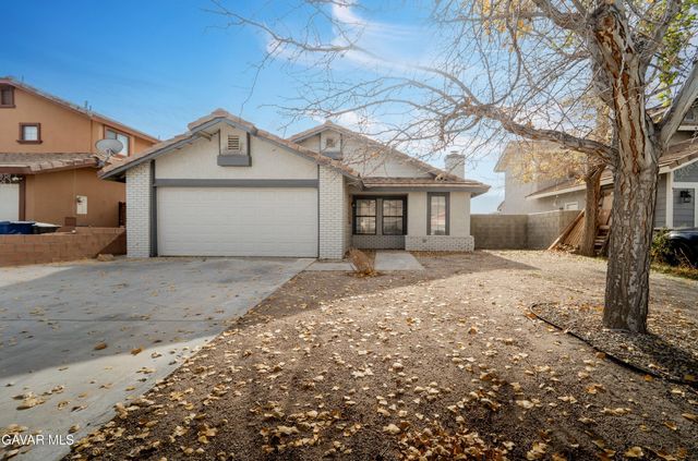 1270 W Avenue H4, Lancaster, CA 93534