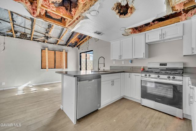 1270 W Avenue H4, Lancaster, CA 93534