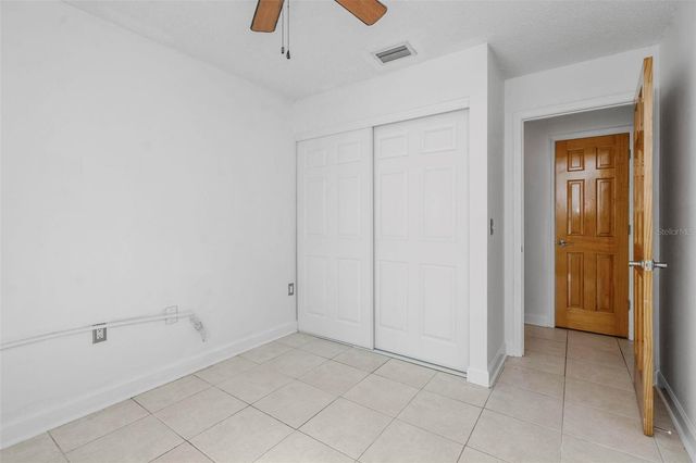 8732 OVERLOOK DRIVE, Tampa, FL 33617