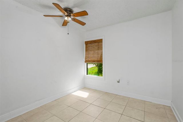 8732 OVERLOOK DRIVE, Tampa, FL 33617