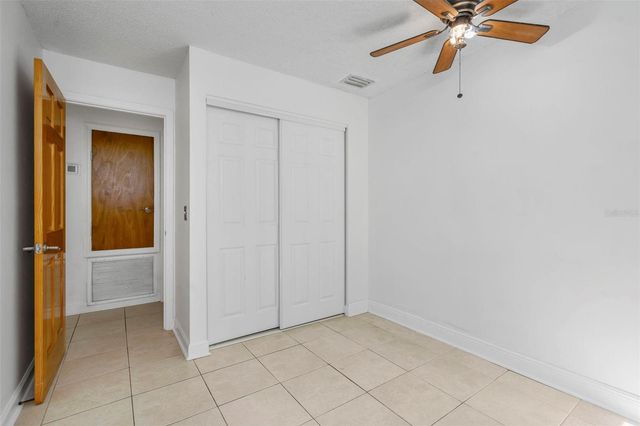 8732 OVERLOOK DRIVE, Tampa, FL 33617