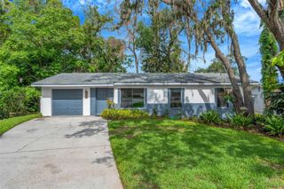 8732 OVERLOOK DRIVE, Tampa, FL 33617