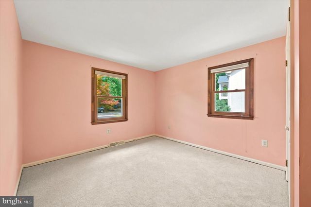 4 LOCUST WAY, Lafayette Hill, PA 19444