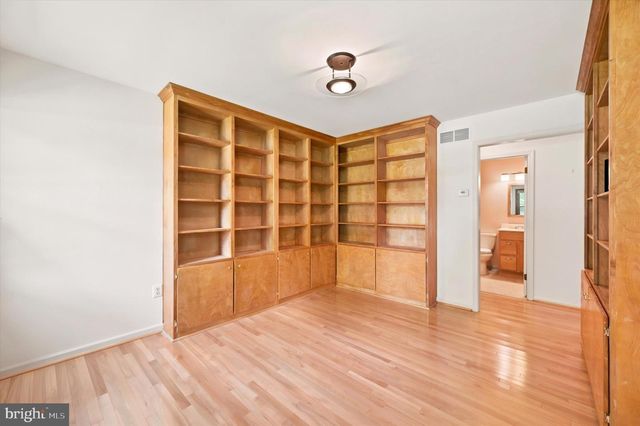 4 LOCUST WAY, Lafayette Hill, PA 19444