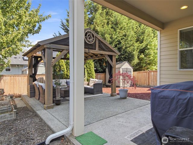 3328 Nova St NE, Olympia, WA 98516