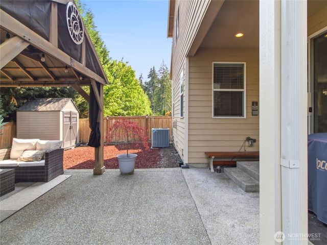 3328 Nova St NE, Olympia, WA 98516