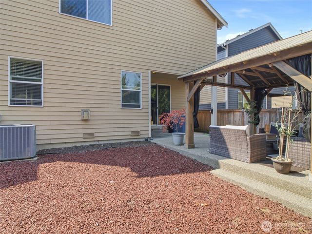 3328 Nova St NE, Olympia, WA 98516
