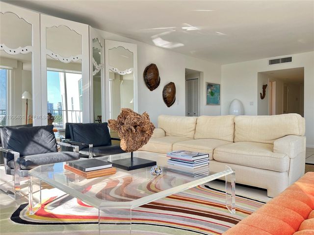 9341 E Bay Harbor Dr 6D, Bay Harbor Islands, FL 33154