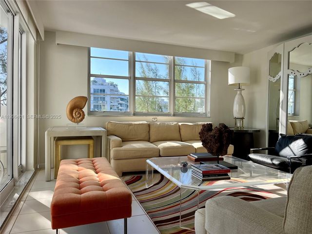 9341 E Bay Harbor Dr 6D, Bay Harbor Islands, FL 33154