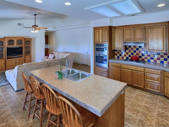 1927 Coronado View, Alpine, CA 91901
