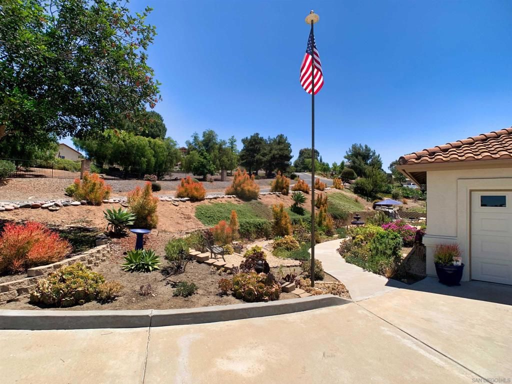 Image 10 of property listing at 1927 Coronado View, Alpine, CA 91901