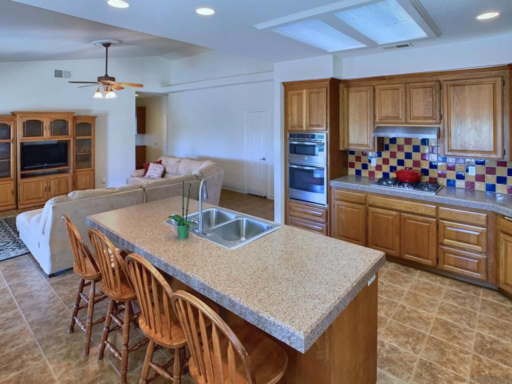 Image 22 of property listing at 1927 Coronado View, Alpine, CA 91901