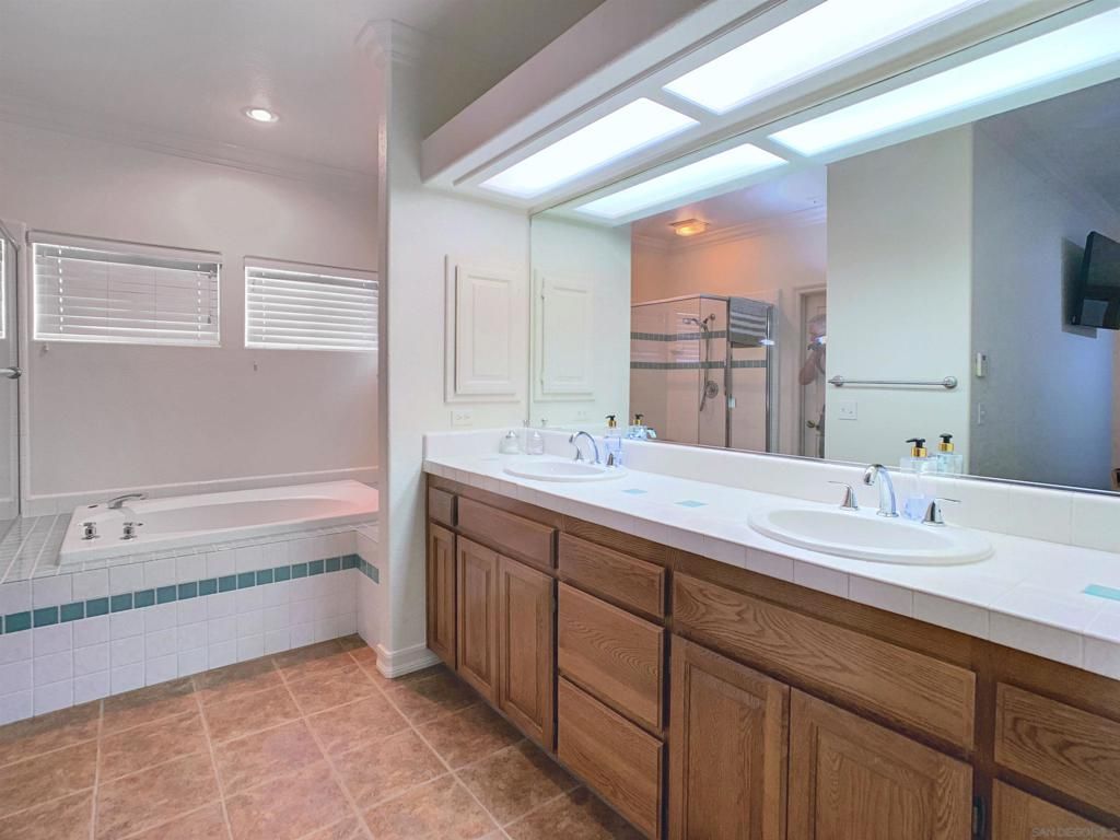 Image 35 of property listing at 1927 Coronado View, Alpine, CA 91901
