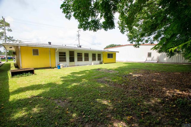 4014 John St, Berwick, LA 70342