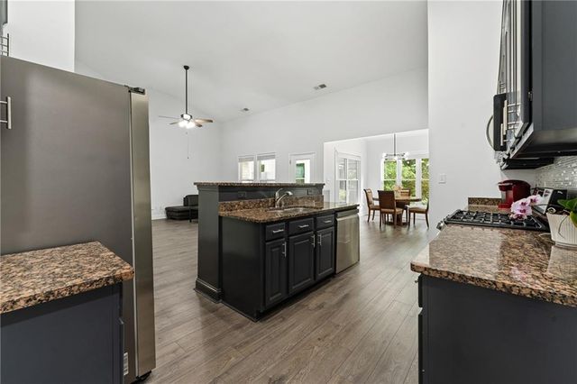 1834 Willoughby Drive, Buford, GA 30519