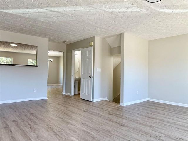 1708 Redan E, Lithonia, GA 30058