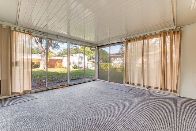 2977 Selma Lane, Farmers Branch, TX 75234