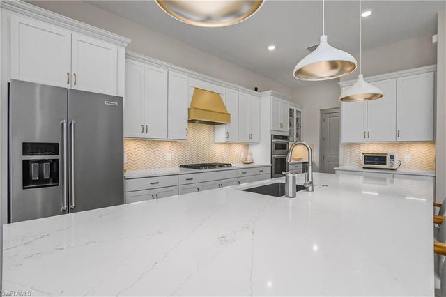 20609 Napa LOOP, Estero, FL 33928