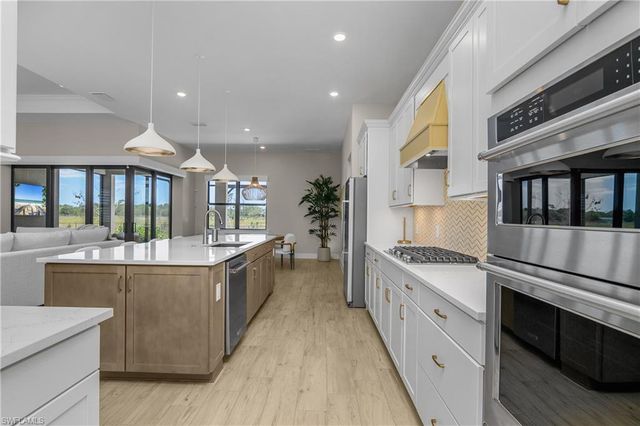 20609 Napa LOOP, Estero, FL 33928