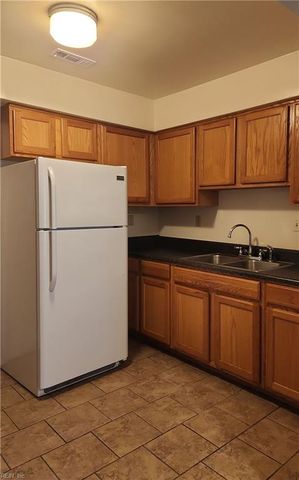 6045 Bradford Dr Unit B, Suffolk, VA 23435