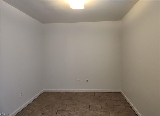 6045 Bradford Dr Unit B, Suffolk, VA 23435