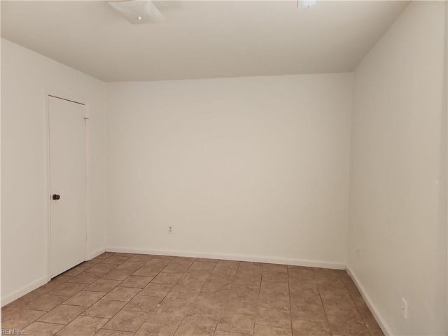 6045 Bradford Dr Unit B, Suffolk, VA 23435