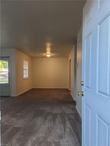 6045 Bradford Dr Unit B, Suffolk, VA 23435