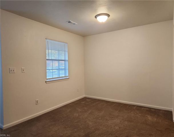 6045 Bradford Dr Unit B, Suffolk, VA 23435