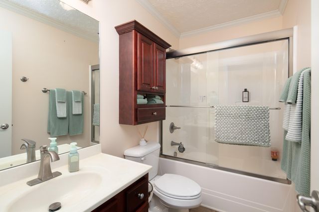 101 Bottletop Court, Georgetown, KY 40324