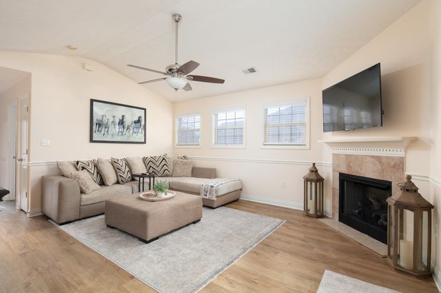 101 Bottletop Court, Georgetown, KY 40324