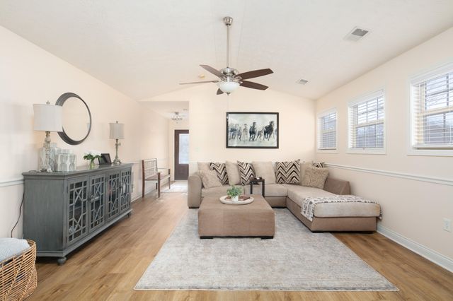 101 Bottletop Court, Georgetown, KY 40324