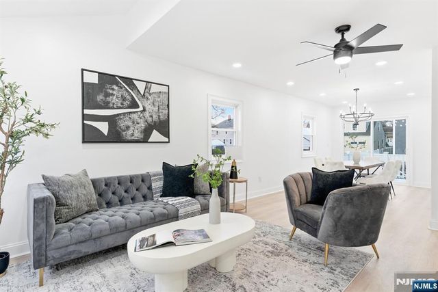 82 Cresskill Avenue, Dumont, NJ 07628